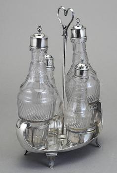 BORDSSURTOUT, nysilver och glas, 1700/1800-tal.