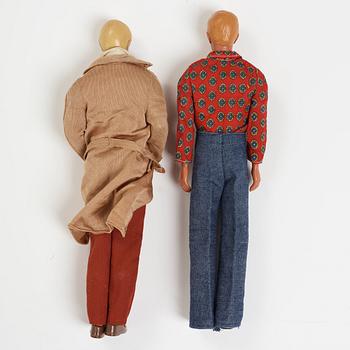 A set of 8 barbiedolls and accessories from the 1956's/-70's.