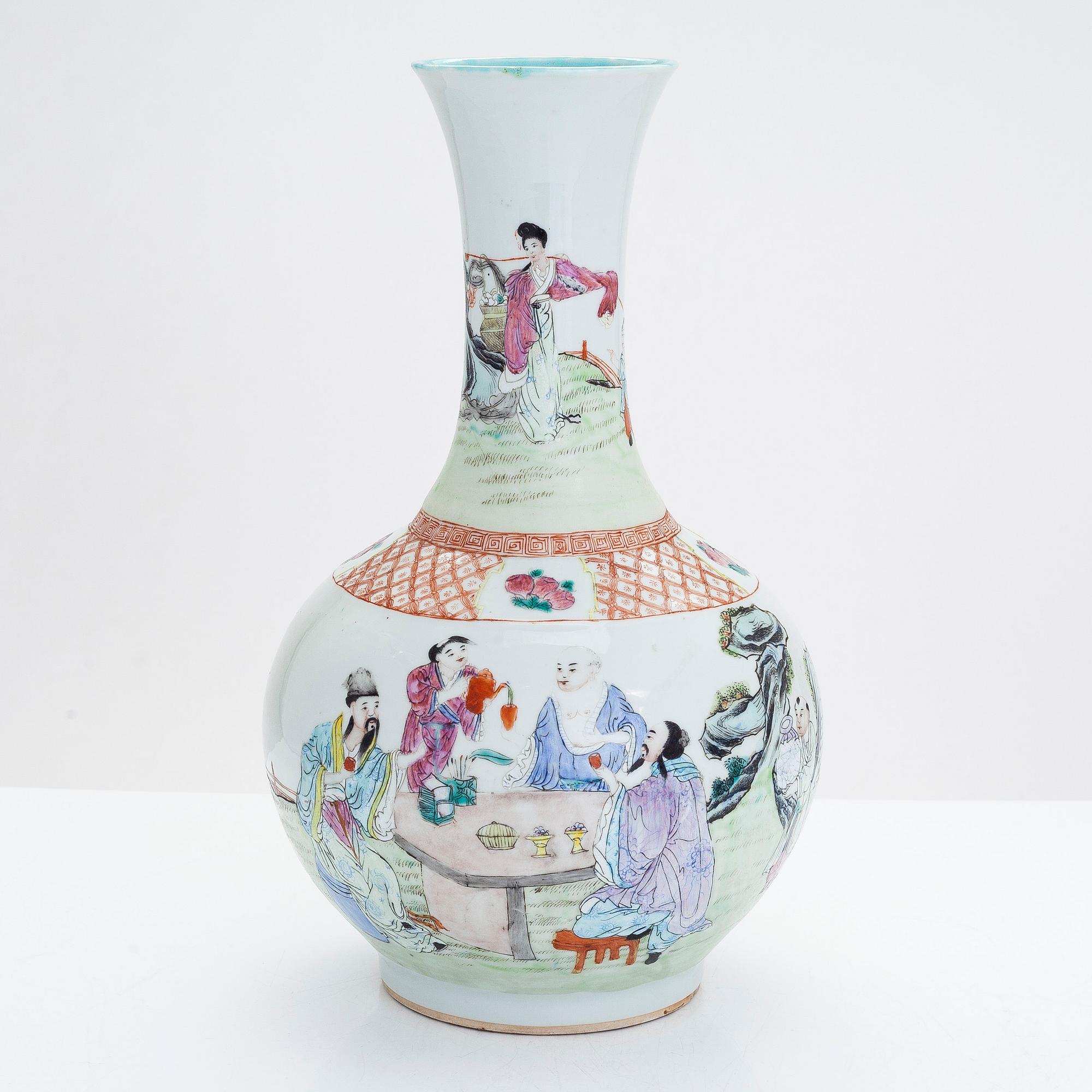 A Chinese famille rose vase, 20th Century.