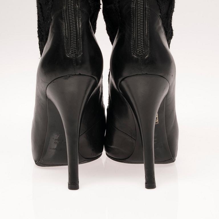 DOLCE & GABBANA, a pair of black leather & lace boots, Size 40 1/2.