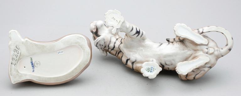 FIGURINER, 2 st, porslin, Royal Copenhagen resp Bing & Gröndahl.