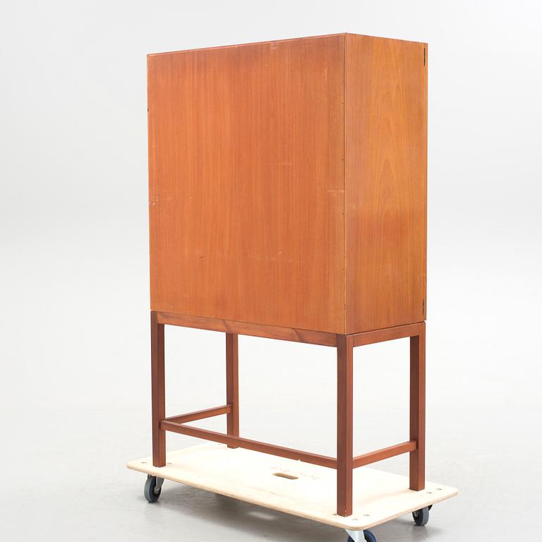 Axel Larsson, cabinet, 1-147 from the Signum series, AB Svenska Möbelfabrikerna Bodafors, 1963.