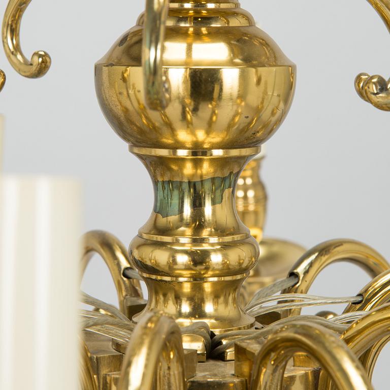 Takkrona, Lysberg, Hansen og Therp 1948. Barockstil.