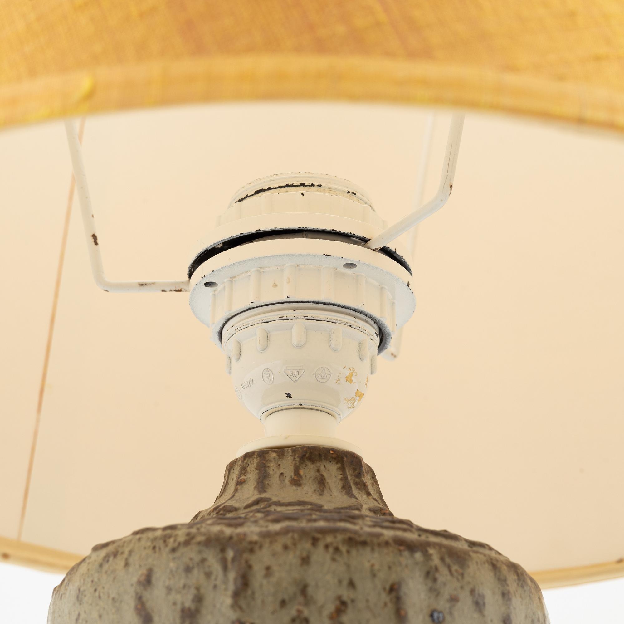 Roger Stribley, a stoneware table lamp, 1970's.