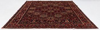 Carpet, Bakhtiari, approx. 380 x 305 cm.