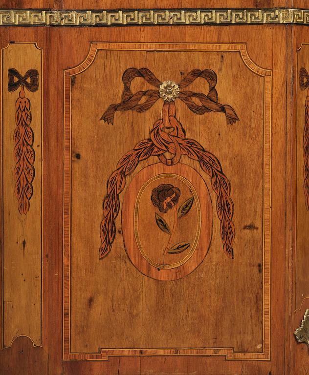 A Gustavian commod attributed to Jonas Hultsten (1773-94).