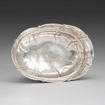 A Swedish 18th century silver sweet-bowl, marks of Samuel Presser, Linköping 1768.