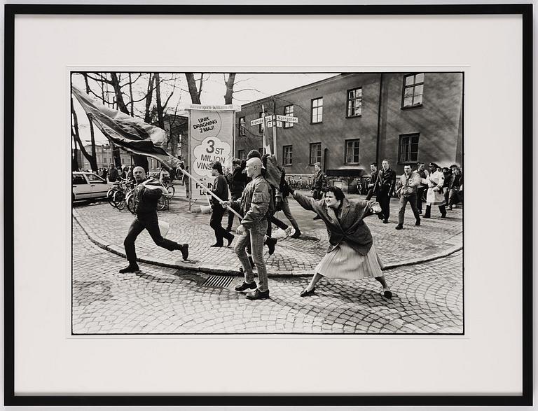 Hans Runesson, "Kvinnan med handväskan", 1985.