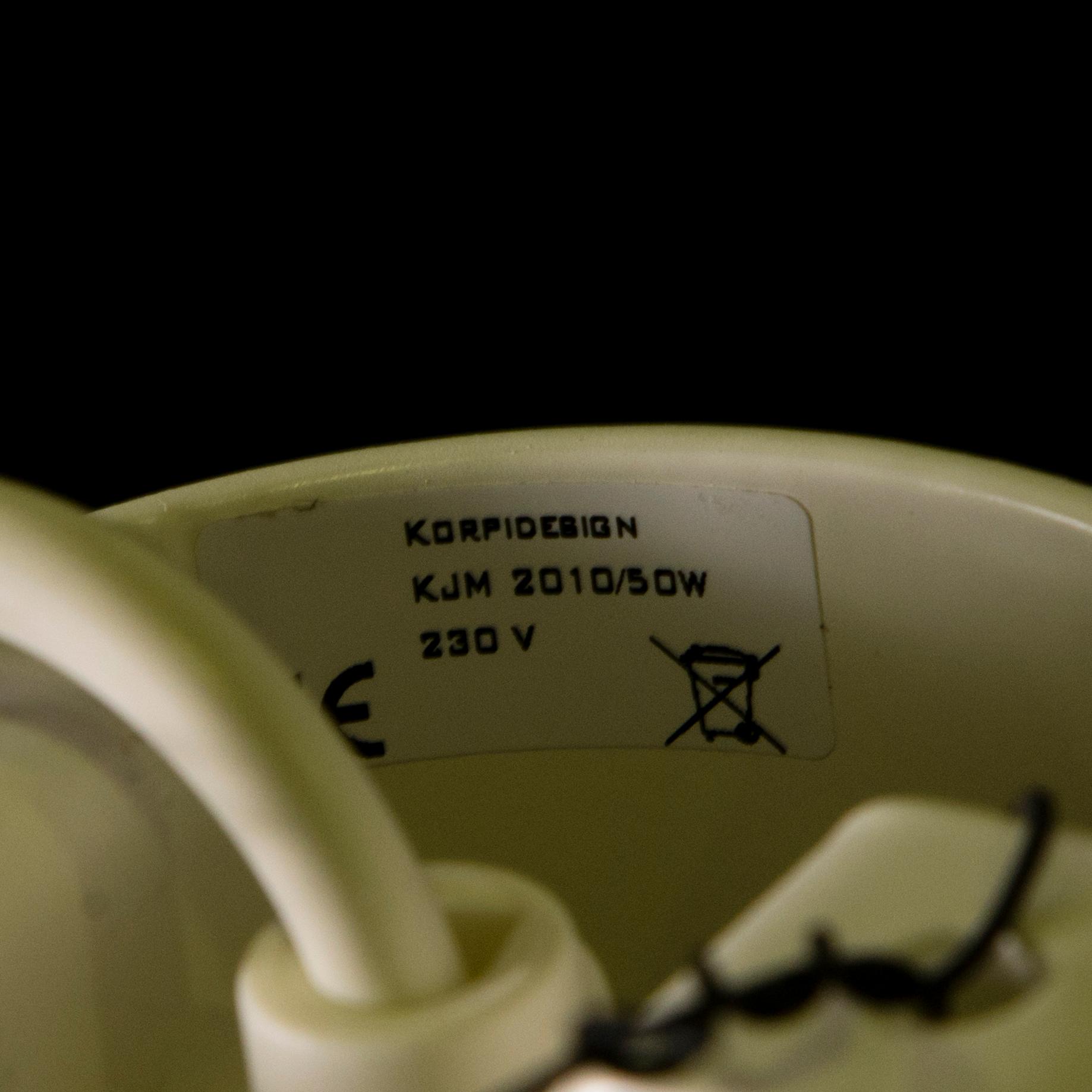 JUKKA KORPIHETE, valoveistos, "Lehvä", Korpi Design, 2000-luku.