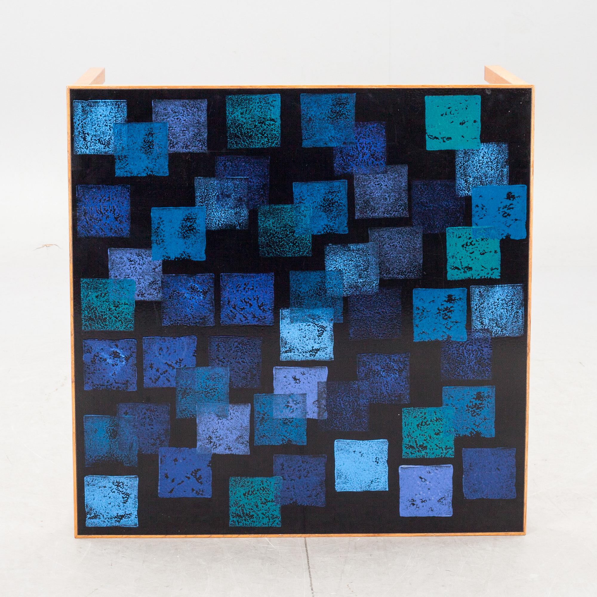 SOFFBORD, "Triva Dura" för NK, P Törneman. Signerad och daterad -63.