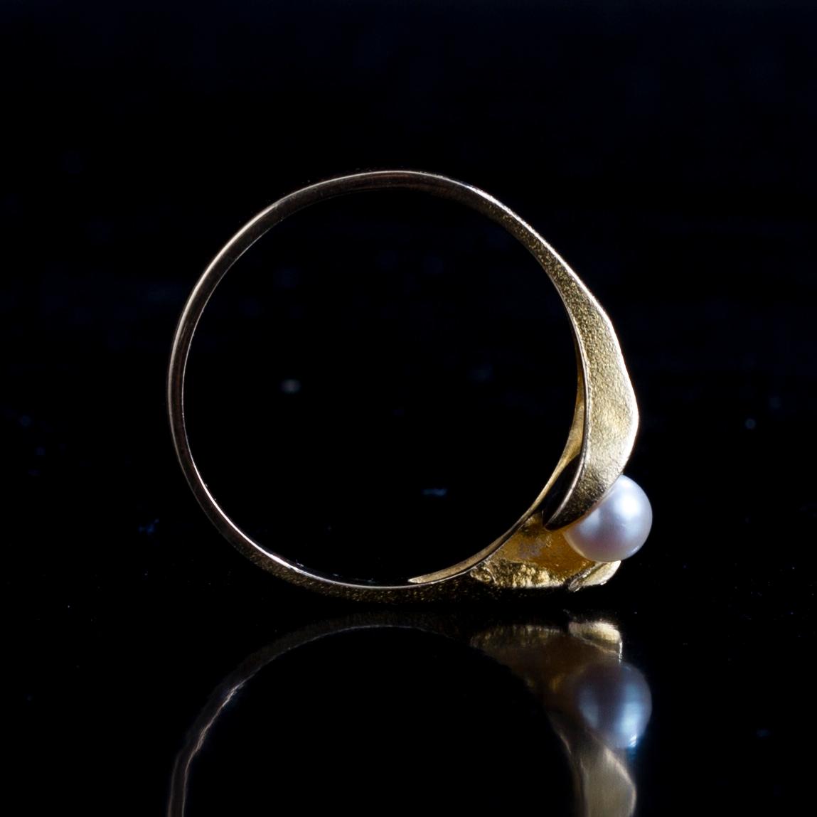 RING, 14K guld, pärla, Björn Weckström Lapponia. Vikt 2,8 g.