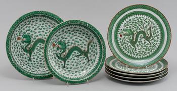 SERVISDELAR, 26 st, porslin, Kina, 1900-talets första hälft.