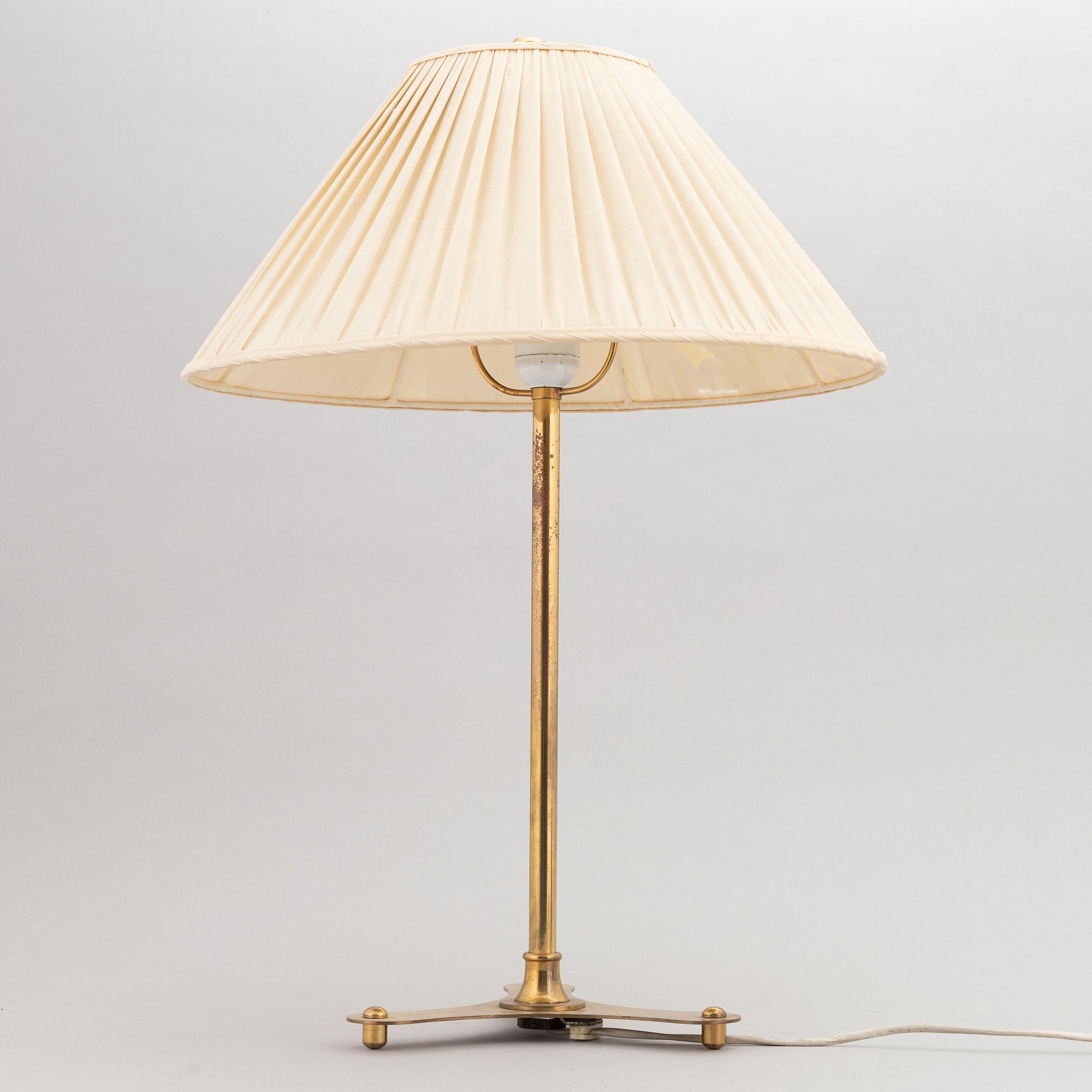 Josef Frank, a model 2467 table lamp, Firma Svenskt Tenn.