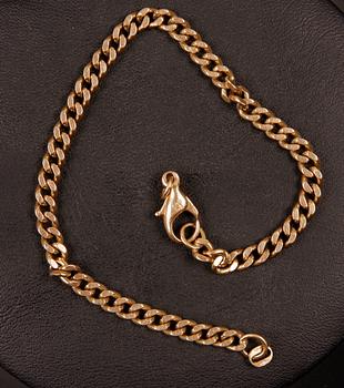 ARMBAND, 2 st, guld 18k. Tot vikt 17 gram.