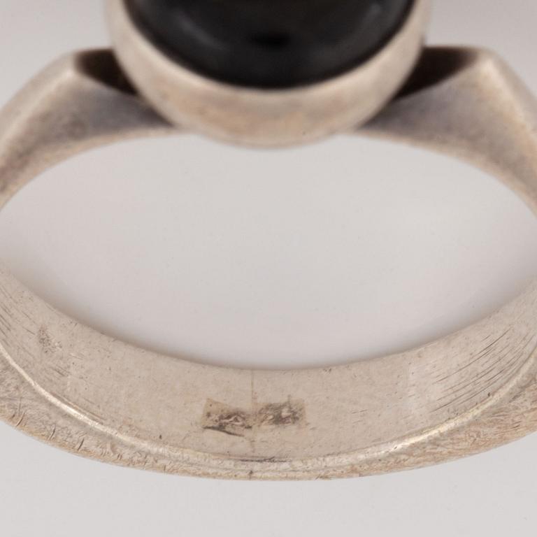 Silver bangle and ring with labradorite.