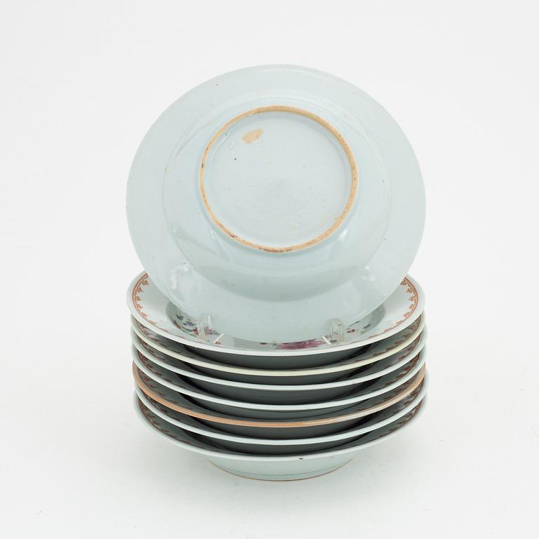 A set of eight famille rose dessert dishes, Qing dynasty, Qianlong (1736-95).