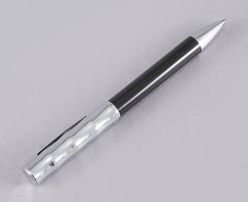 BLÄCKPENNA, Pierre Cardin.
