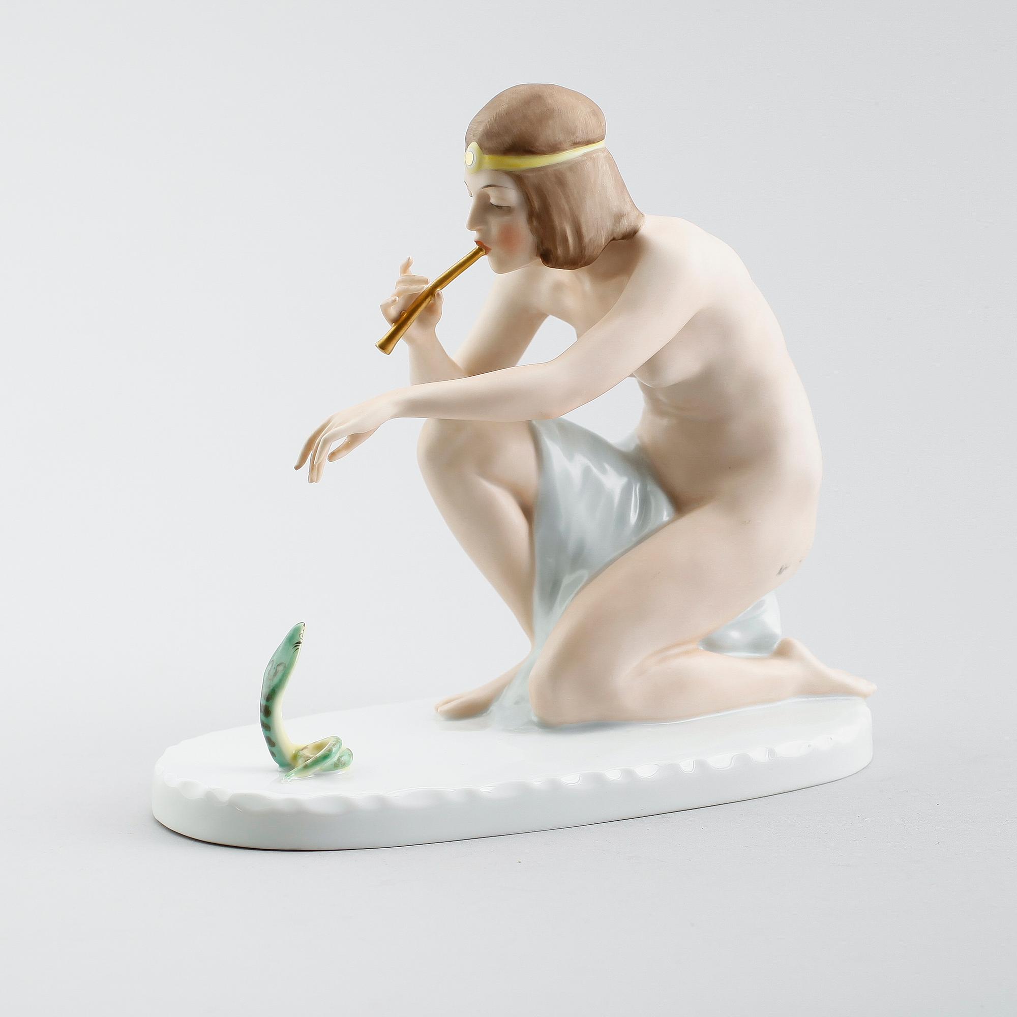 FIGUR, porslin, "Ormtjuserska", Rosenthal.