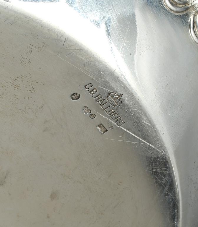 SKÅL, silver, CG Hallberg, Stockholm, 1915. Vikt ca 516 gram.