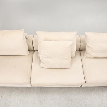 Antonio Citterio, a 'Groundpiece' sofa, Flexform, Italy.