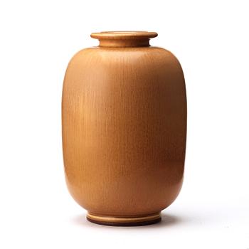 Berndt Friberg, a stoneware vase, Gustavsberg studio 1972.