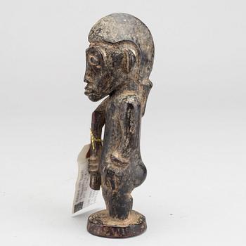 A SENUFO WOODEN FIGURE.