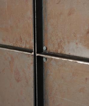 Jonas Bohlin, skåp, "Slottsbacken", ed. 193/200, Källemo, Värnamo, efter 1987.