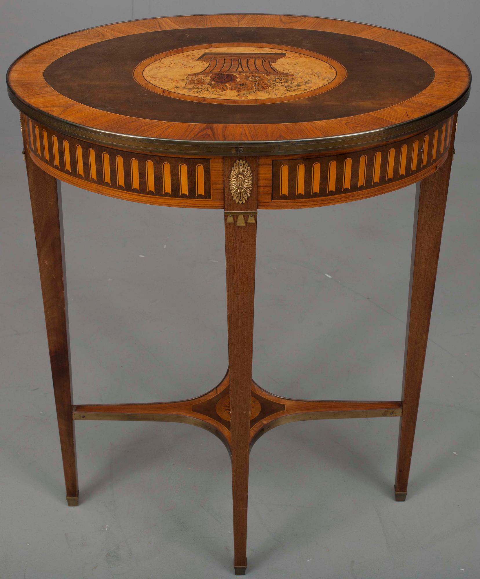 BORD, gustaviansk stil, 1900-talets början.