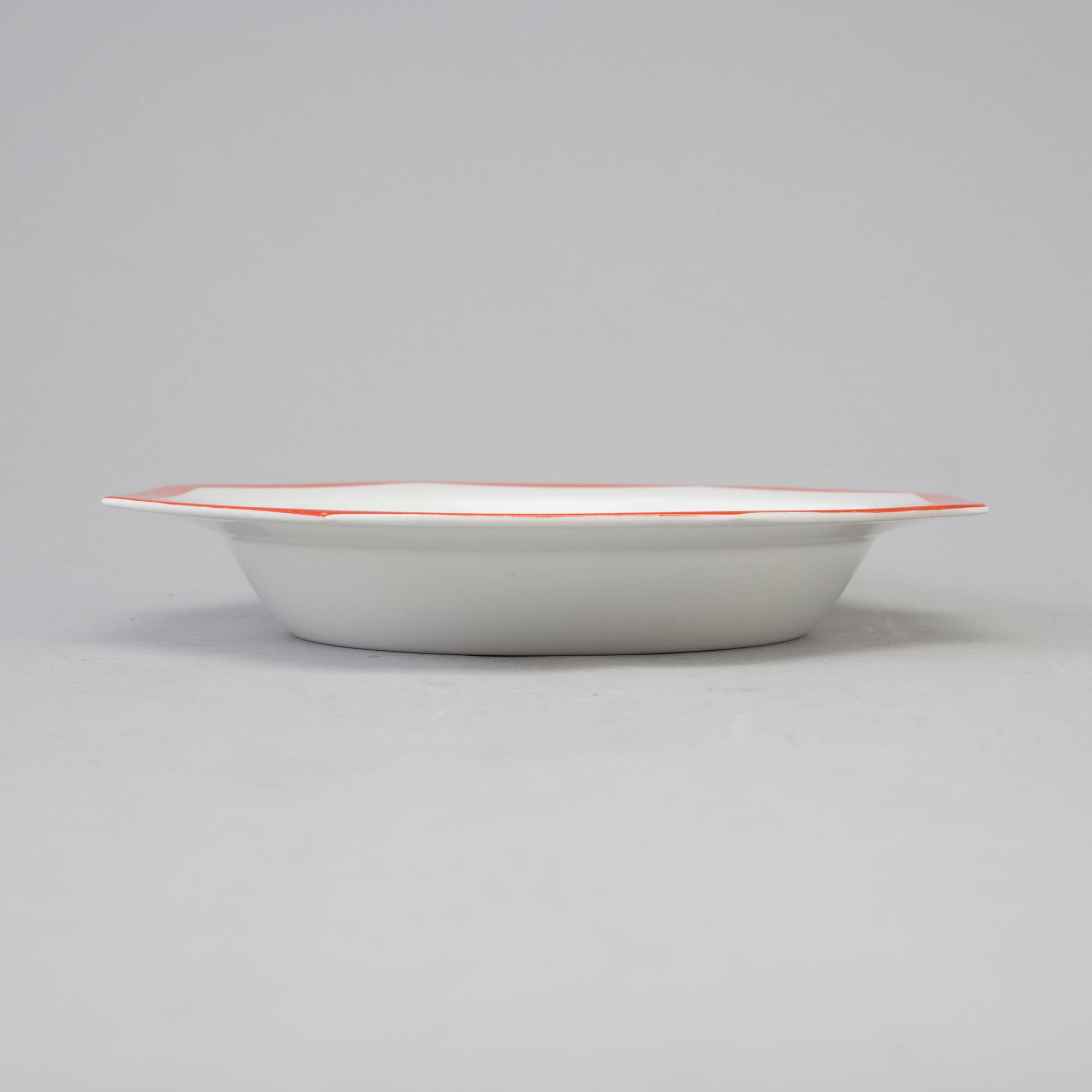 KARIN BJÖRQUIST, djupa tallrikar, 6 st, flintgods, "Röd kant", Gustavsberg.