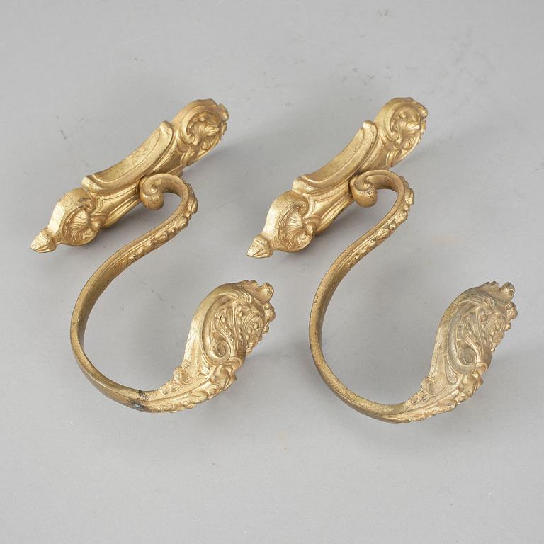 GARDINOMTAG, ett par, omkring 1850.