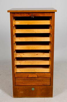 ARKIVSKÅP, Danmark, 1900-talets mitt.