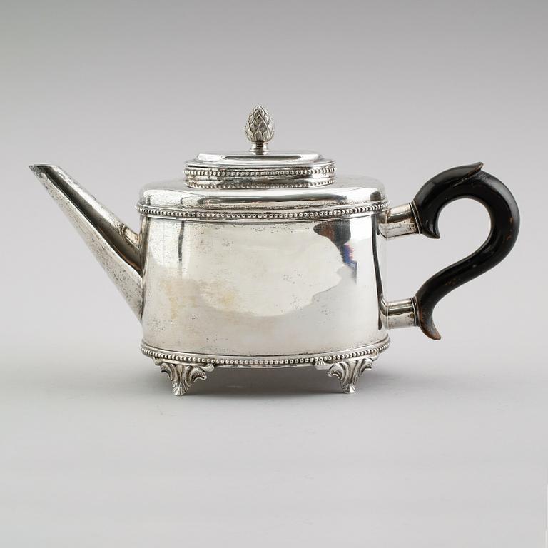 A Swedish 18th century silver tea-pot, marks of Sephan Westerstråhle, Stockholm 1798.