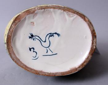 VAS, majolika. Cantagallo, 1800-tal. Proveniens: den norska operasångerskan Kirsten Flagstad.