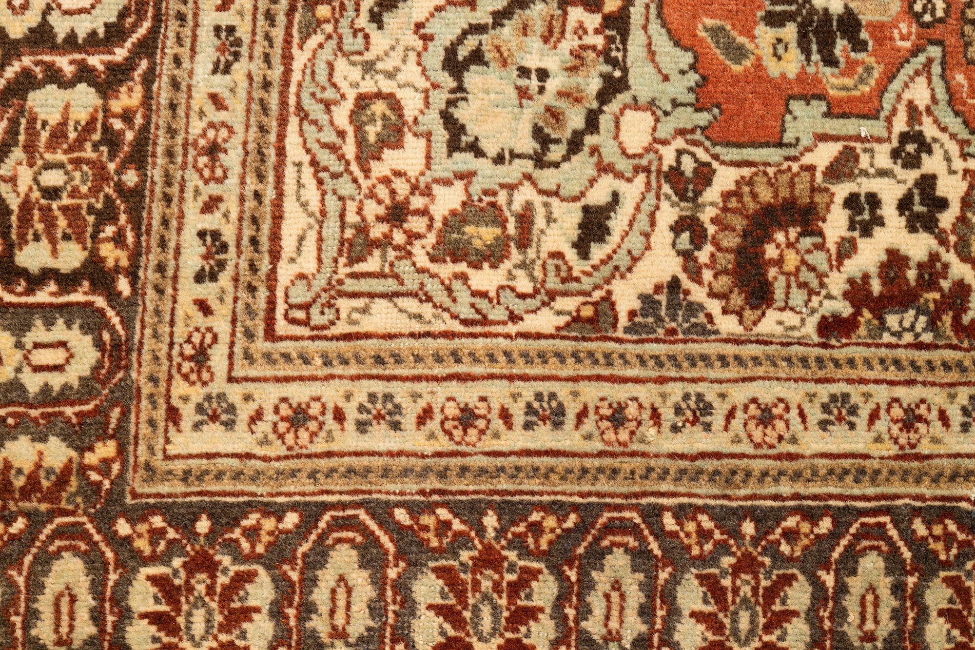 Matta, Antik Täbris, s.k. Hadjalili, ca 169 x 121-125 cm.