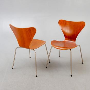 Arne Jacobsen, stolar 8 st "Sjuan" för Fritz Hansen Danmark 1900-talets andra hälft.