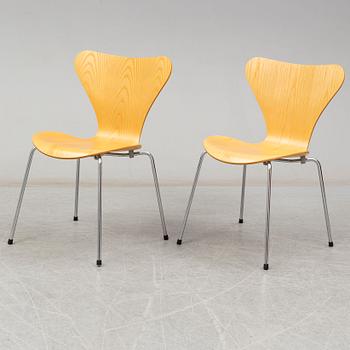 ARNE JACOBSEN, A set of six 'Sjuan' chairs by Arne Jacobsen for Fritz Hansen, Denmark, 1994.