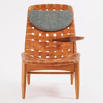 Arne Vodder, a natural brown leather lounge chair, Bovirke, Denmark 1950s.