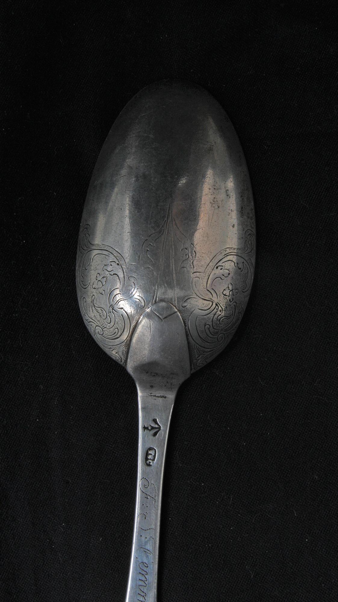 SKED, silver, okänd mästare, märkt 1735.