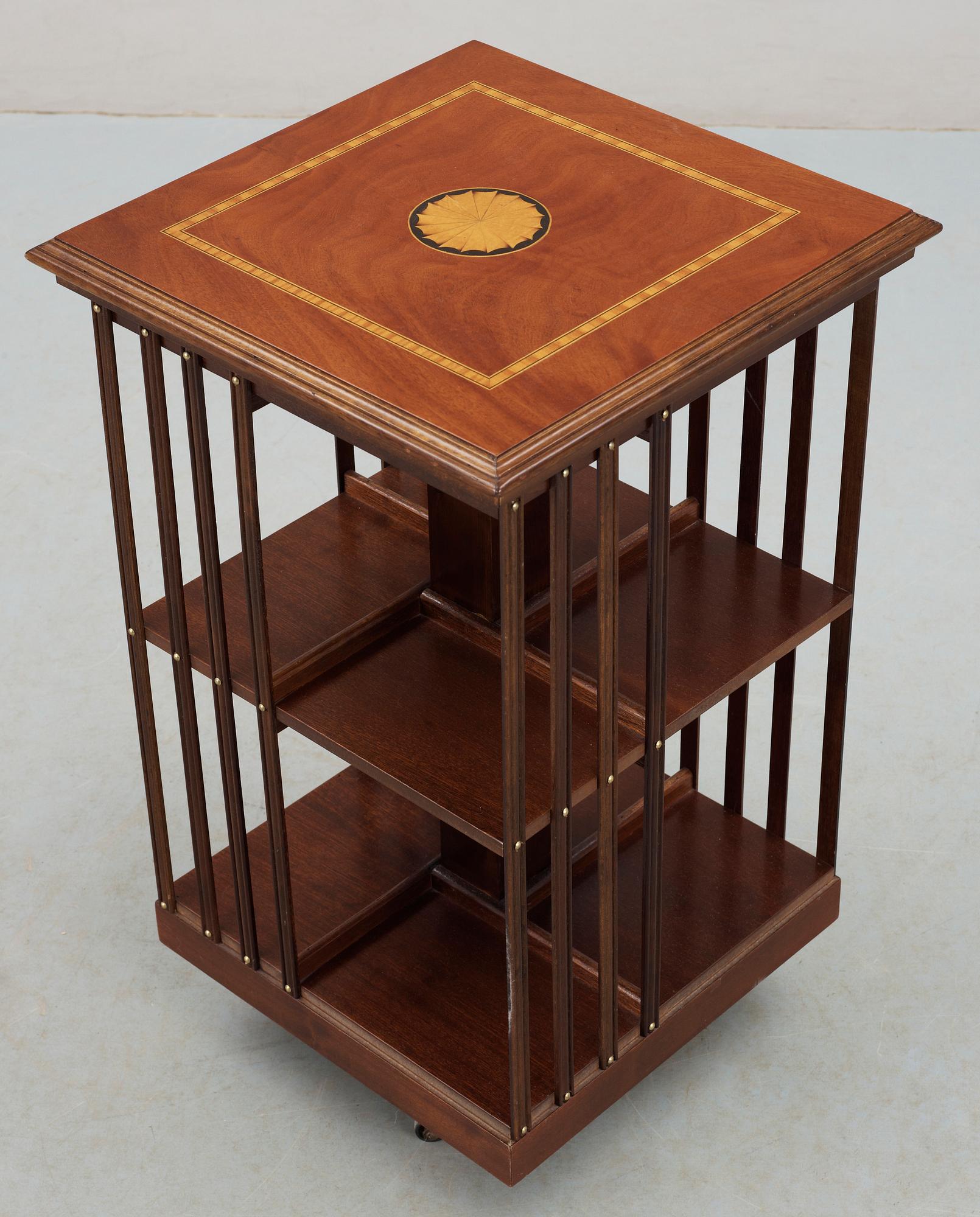 BOKSNURRA, engelsk stil, 1900-tal.