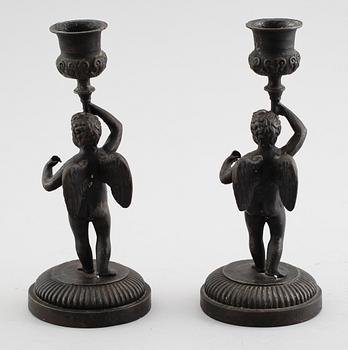 LJUSSTAKAR, 1 par, gjutgods, 1800-talets första hälft.