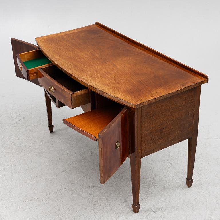 Skrivbord/sideboard, Engelsk stil, 1900-talets början.