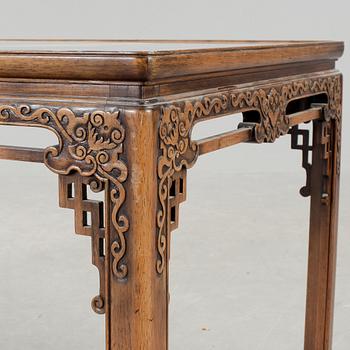 SOFFBORD, Kinesiserande stil, 1900-tal.