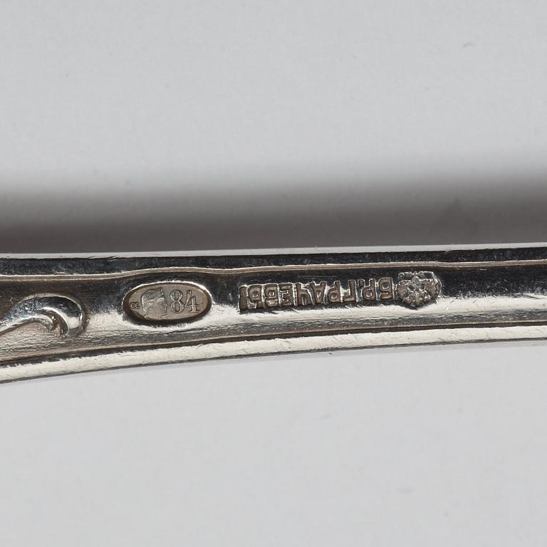 A Russian 125 piece table-service, makers mark of Grachev, S:t Petersburg 1899-1908. Imperial Warrant.