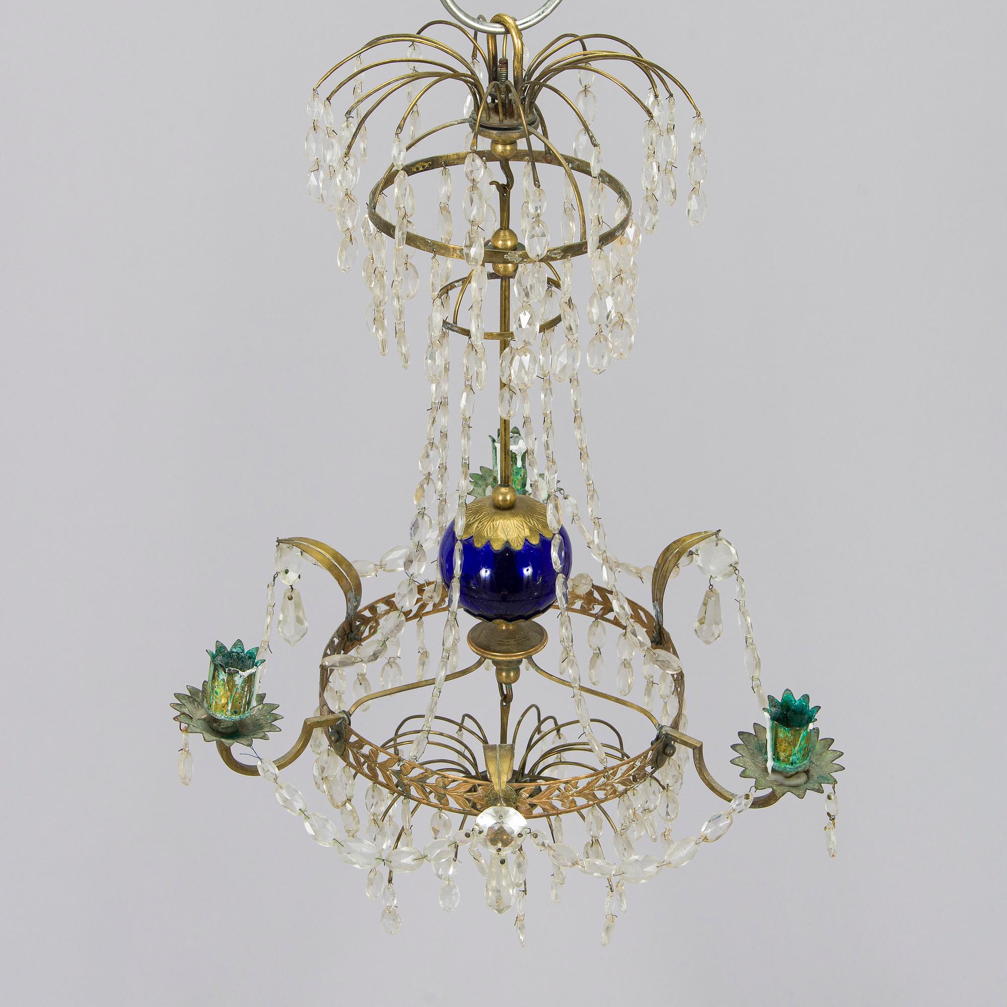 An early 19th-century chandelier.
