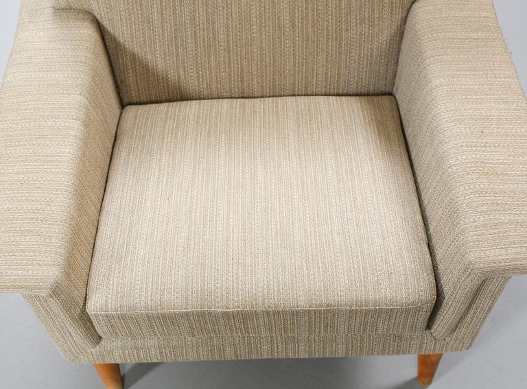 A sofa and a lounge chair by Johannes Andersen for Trensum, third quarter of the 20th century.