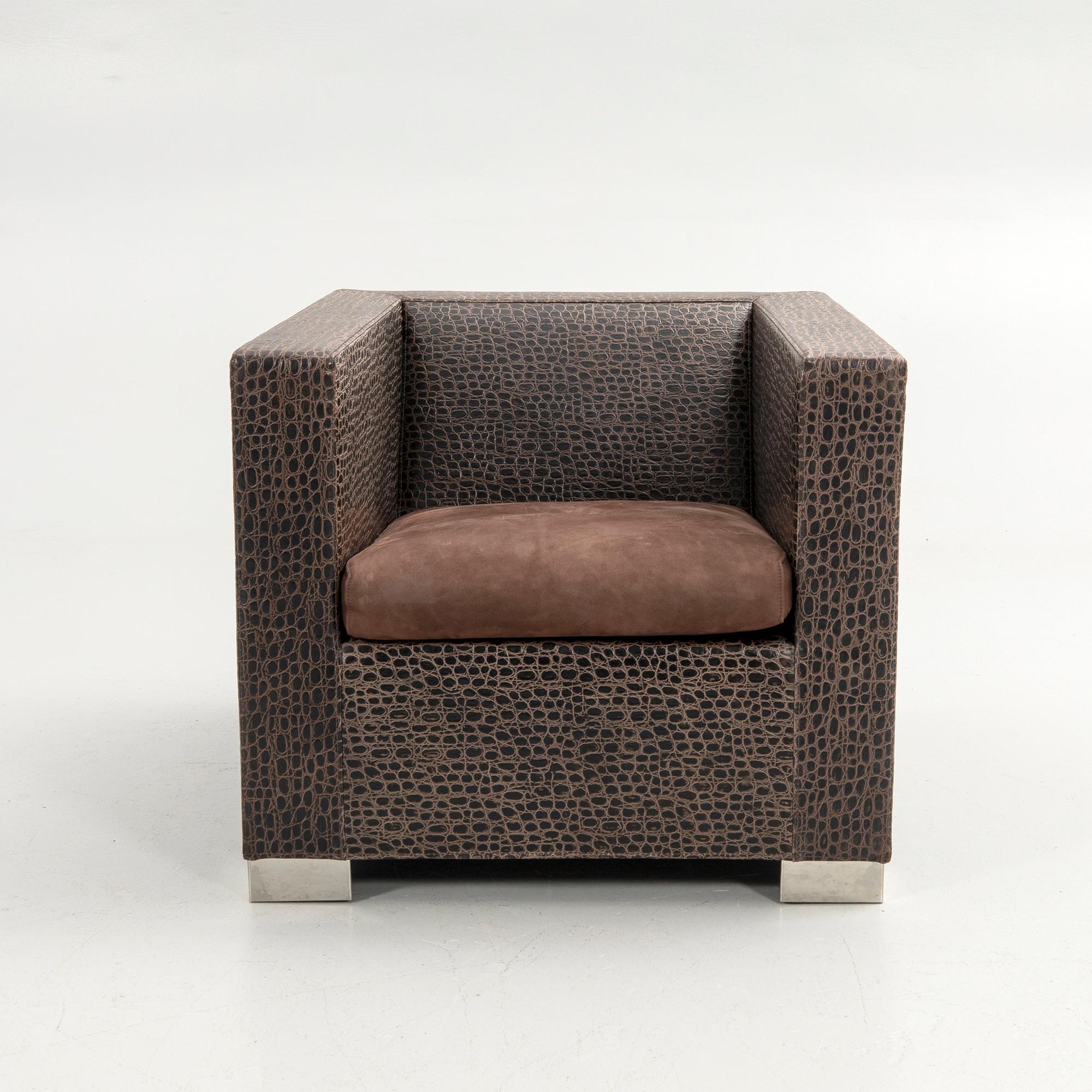 Rodolfo Dordoni, armchair, Minotti. "Suitcase", Italy, 1990s.
