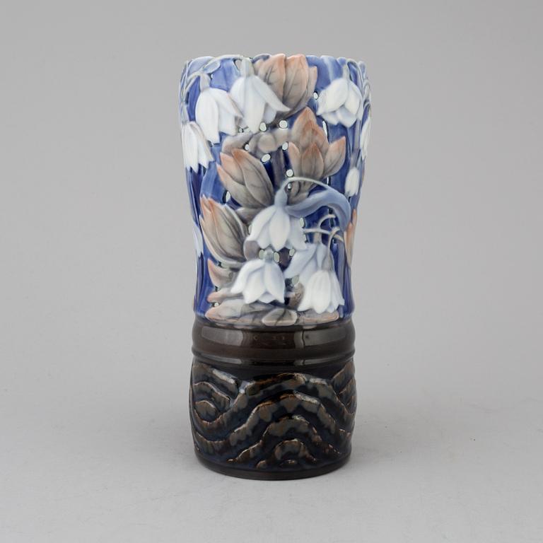 A Bing & Gröndahl porcelaine vase by Fanny Garde.