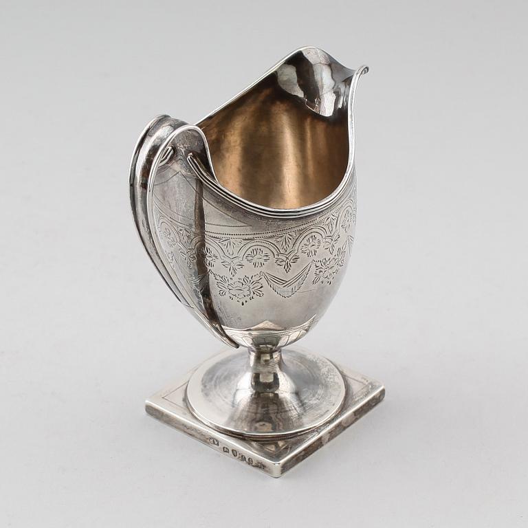GRÄDDKANNA, silver, troligen Alexander Field, London 1796. Vikt ca 137 gram.