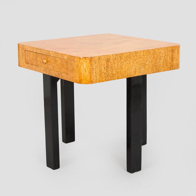 Birger Hahl, Pöytä ja tuolipari, J. Kutvosen Huonekalutehdas, Suonenjoki 1930-luku.