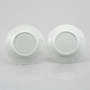 A group of nine porcelain armorial plates, probablu Samson, 19th/20th century.